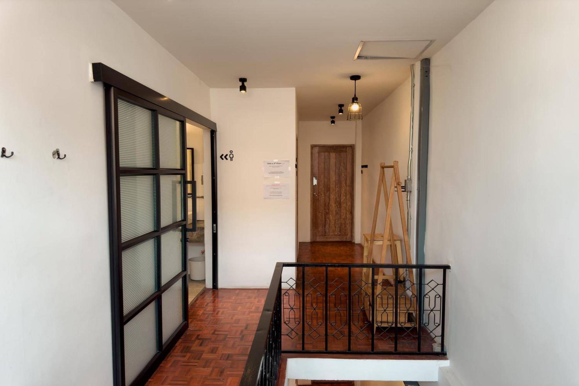 Once In A Blue Moon Cafe And Hostel Chiang Mai Exterior photo